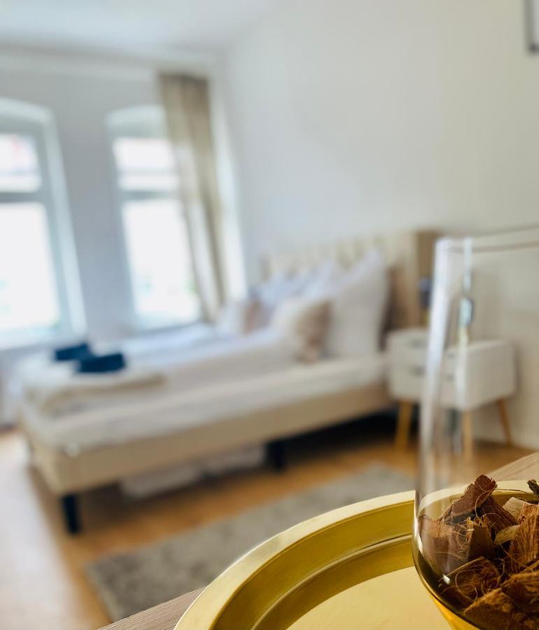 Stilvolles Apartment In Zentraler Lage - Smart-Tv, Queensize-Bett, Altbaustil, Kueche In City-Naehe Ερφούρτη Εξωτερικό φωτογραφία