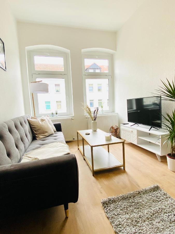 Stilvolles Apartment In Zentraler Lage - Smart-Tv, Queensize-Bett, Altbaustil, Kueche In City-Naehe Ερφούρτη Εξωτερικό φωτογραφία
